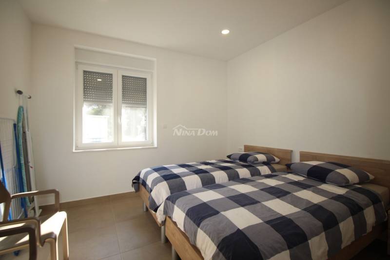 A house in an attractive location with a spacious garden - 9