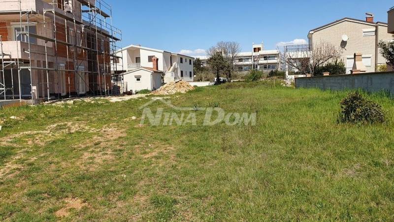  Zaton, 50 m. from the sea, building land with preliminary project with 9 units - 3