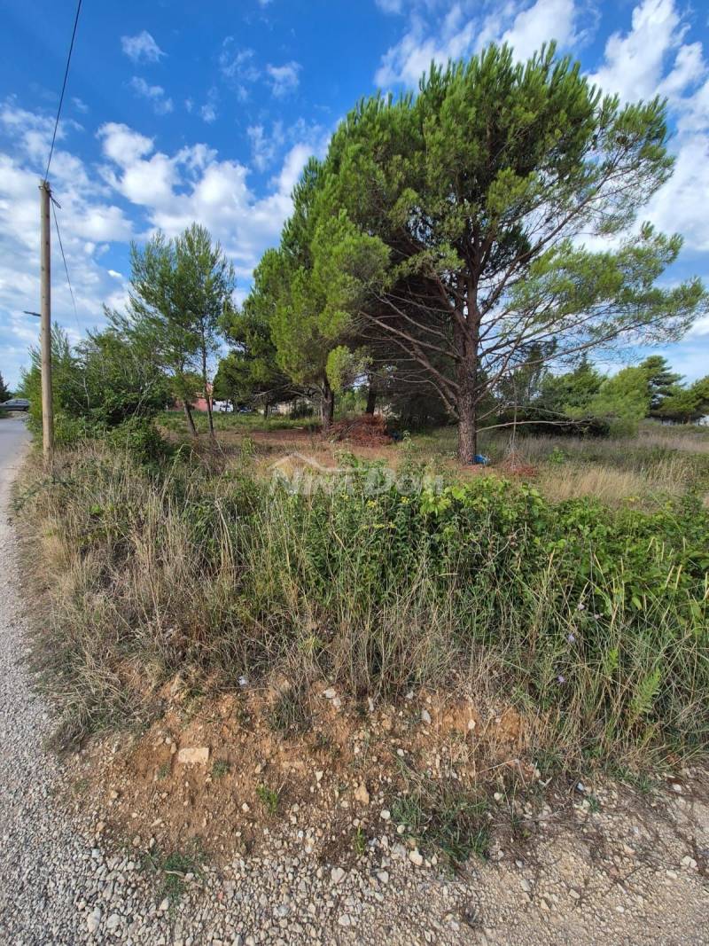 Građevinsko zemljište 412 m2 pravilnog oblika. - 5