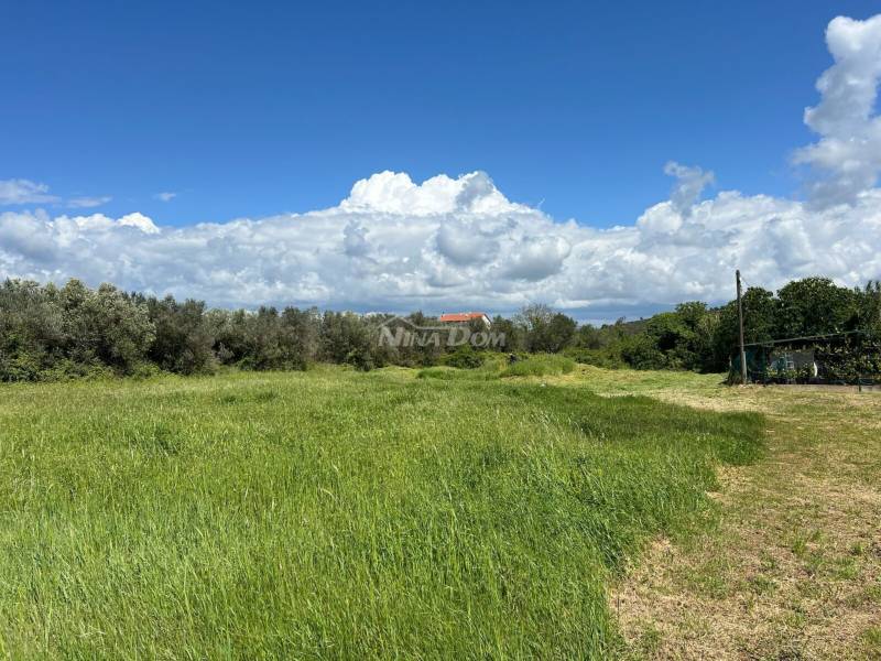 Building land, second row to the sea - 4