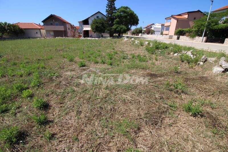 Stavebný pozemok (nutná príprava zámeru UPU) blízko centra 160€/m2 - 7
