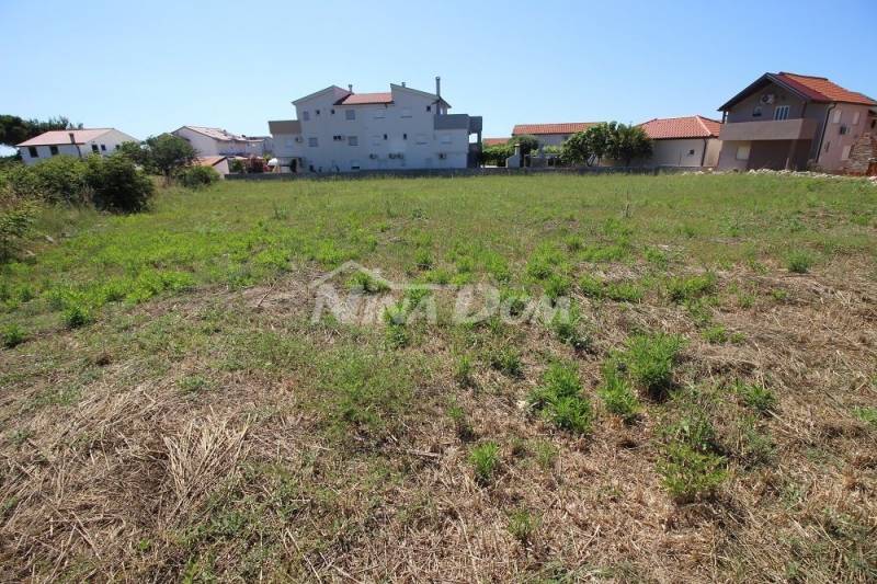Stavebný pozemok (nutná príprava zámeru UPU) blízko centra 160€/m2 - 8