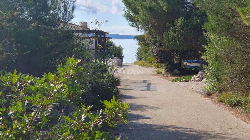 Građevinsko zemljište južna strana Vira potrebna izrada UPU plana. - 2