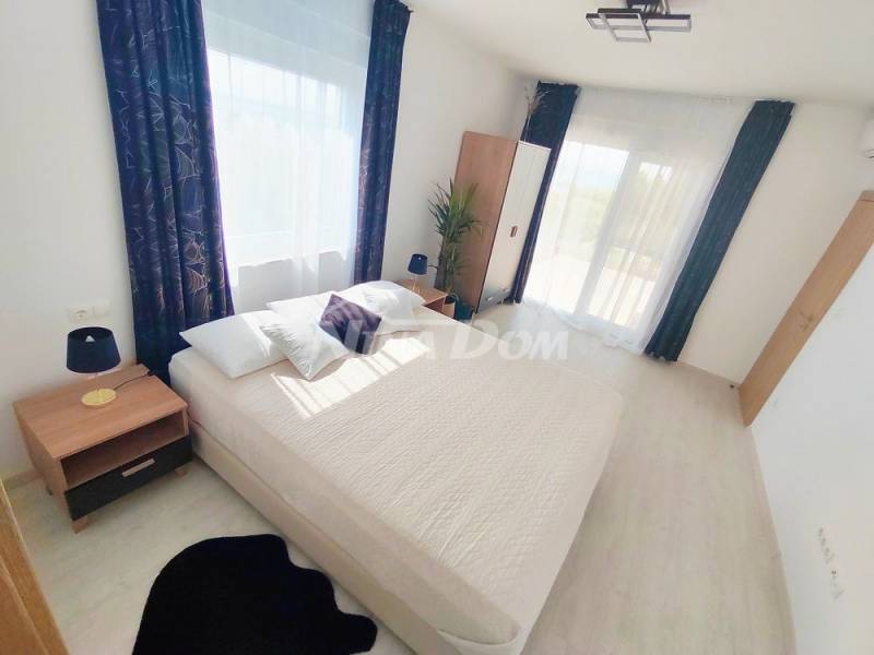 Villa with a pool 130 meters from the sea and the beach - 9
