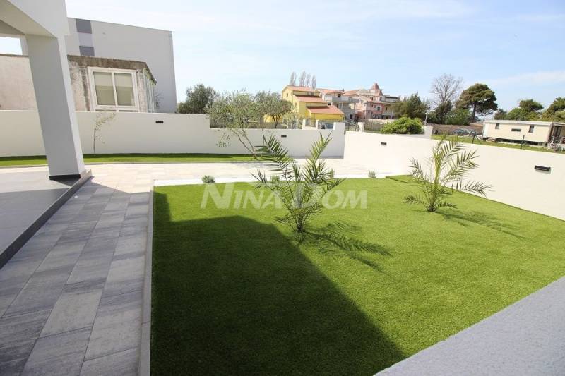 Semi-detached villa, fully furnished with a beautiful view of the sea - 3