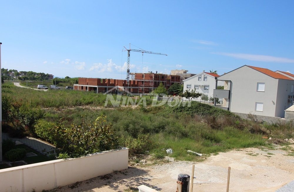 Building land 