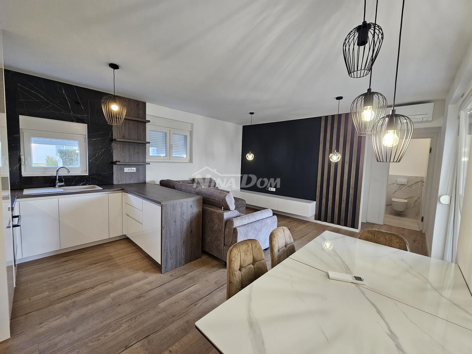 Petrići three bedroom apartment with garden, new building, furnished
