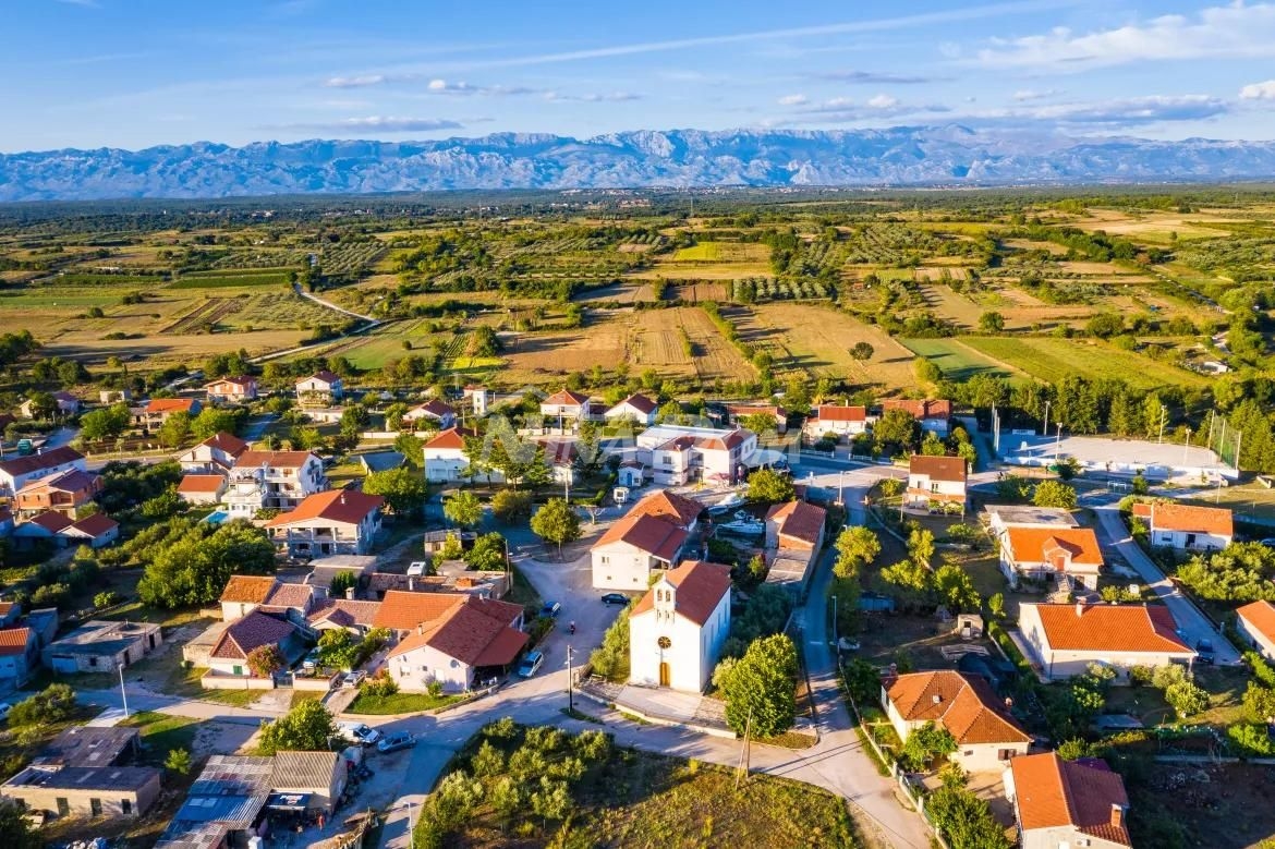 Građevinsko zemljište nadomak Zadra Mir i Priroda Savršena Lokacija 