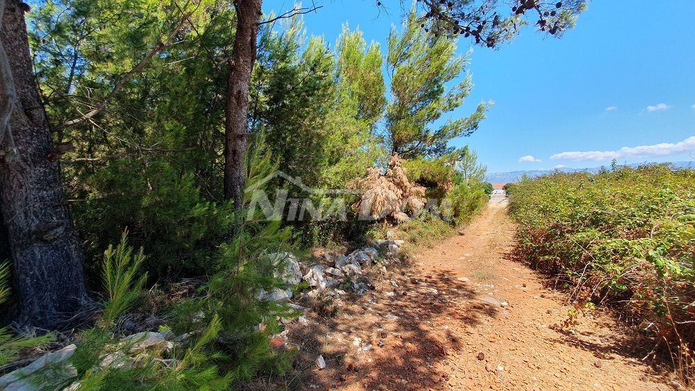Land outside the construction zone Virić